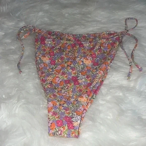 Skatie flower bikini bottom XL - Picture 1 of 4